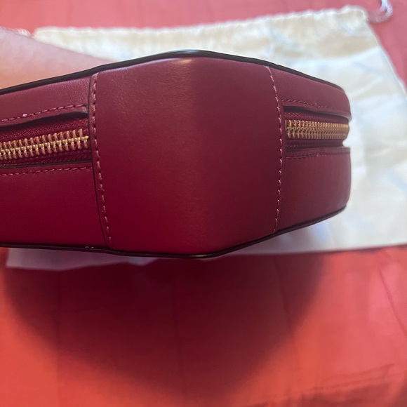 Coach heart crossbody - Picture 6 of 12